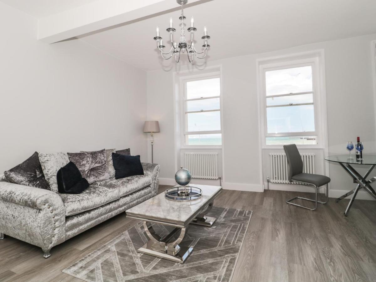 Royal Terrace View Holiday home